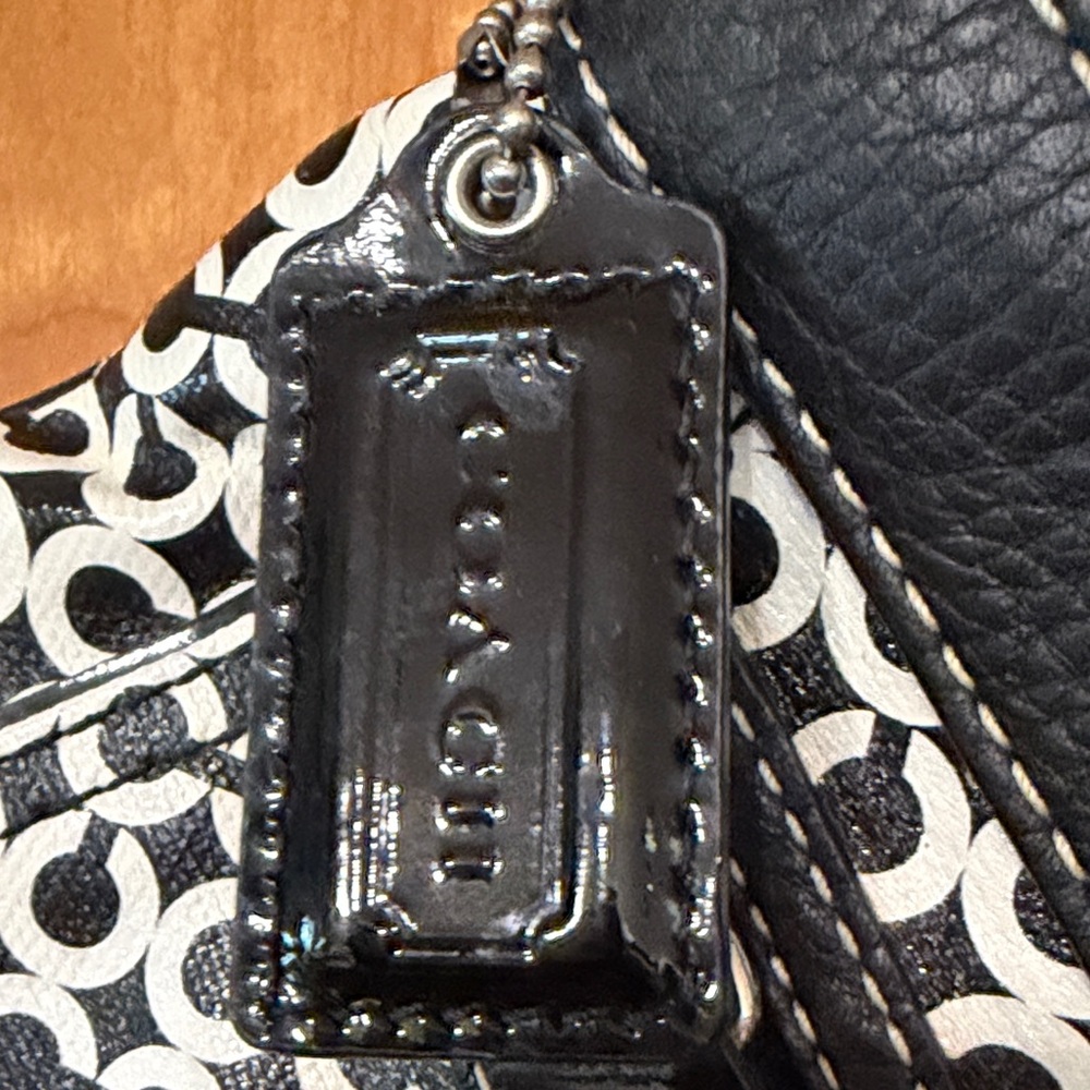 Coach Signature Wristlet - Picture 4 of 11